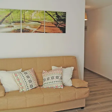 Apartment Recently Refurbished With Sea Views. *