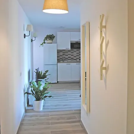 Apartment Recently Refurbished With Sea Views. *