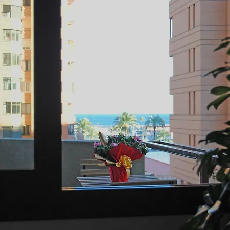 Recently Refurbished With Sea Views. * Fuengirola